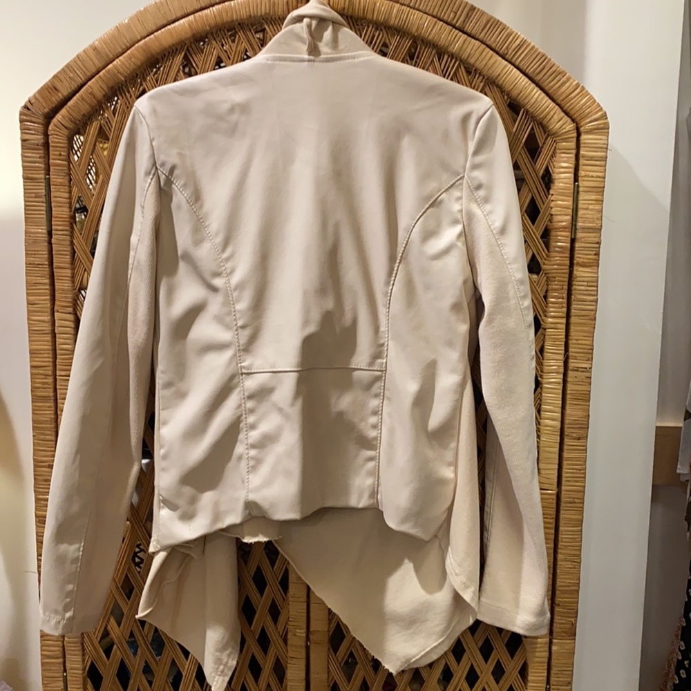 Cute Jacket - image 3